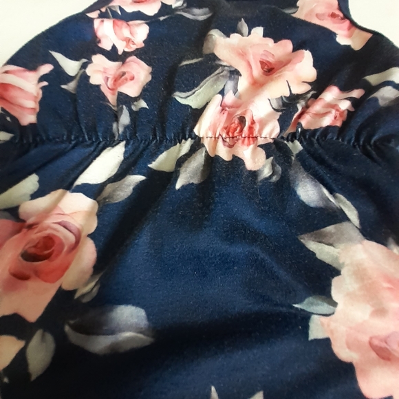 Sold - Picture 2 of 6